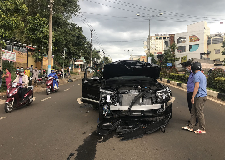 Nguyên nhân vụ đâm xe, nổ súng táo tợn ở Gia Lai - 1