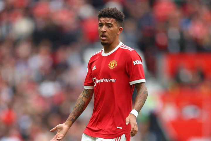 Chi nhiều tiền mua Sancho, Varane, vì sao Man Utd không lo bị UEFA trừng phạt? - 3