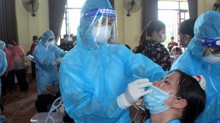 Cách ly tập trung 14 ngày với người từ Bắc Ninh vào Thái Nguyên - 1