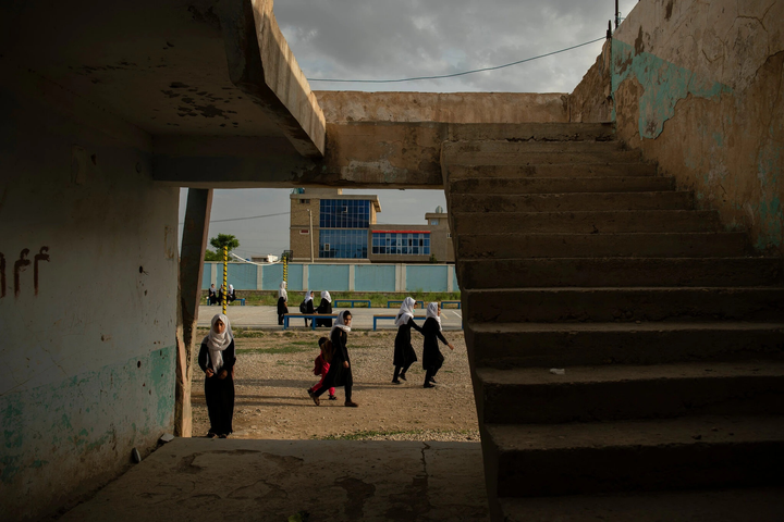 Taliban lên sóng trả lời nữ nhà báo, rồi cắt hợp đồng những người khác - 4