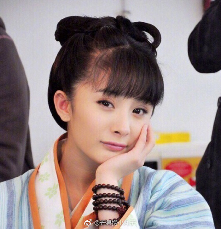 Vẻ đẹp từ thuở nhỏ tới khi trưởng thành của Dương Mịch - 6