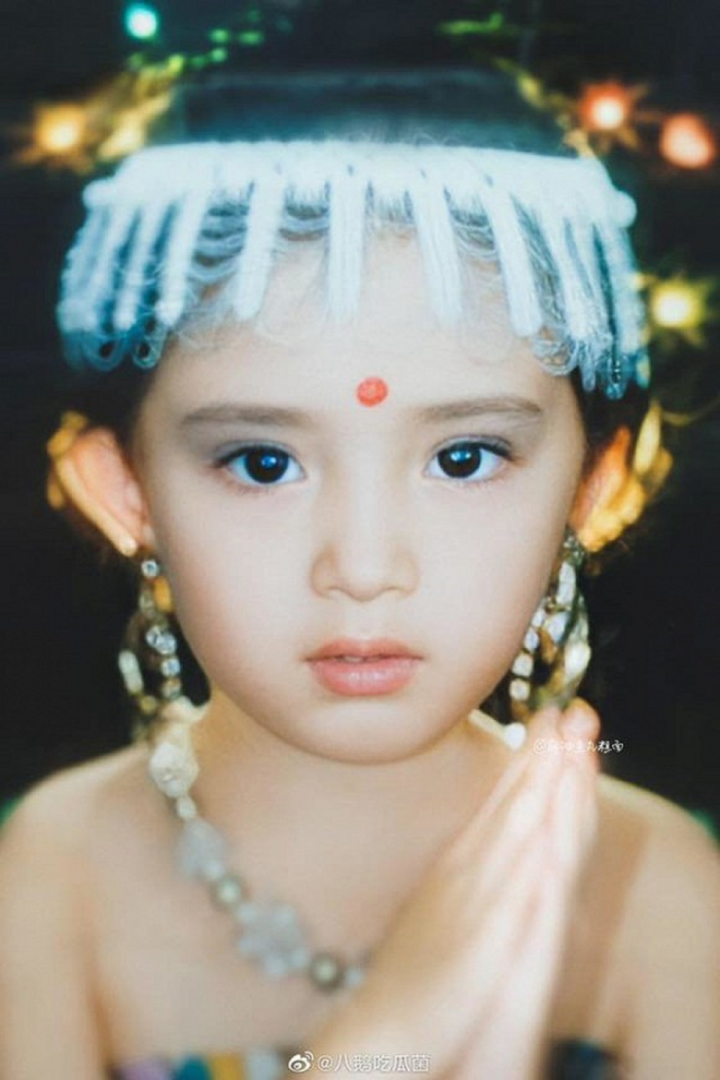 Vẻ đẹp từ thuở nhỏ tới khi trưởng thành của Dương Mịch - 5