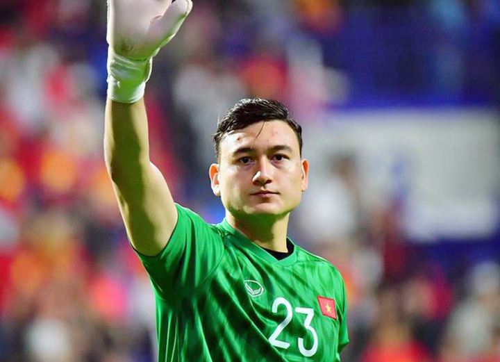 Đặng Văn Lâm trở lại tuyển Việt Nam, cạnh tranh dữ dội với Tấn Trường - 1