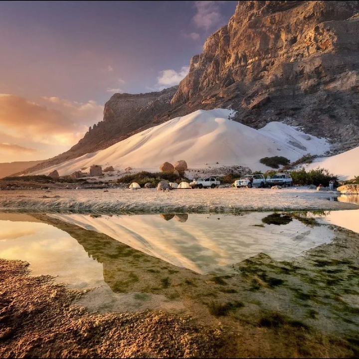 Du hí hòn đảo kỳ lạ nhất hành tinh, mỗi bước chân như lạc vào thế giới khác - 9