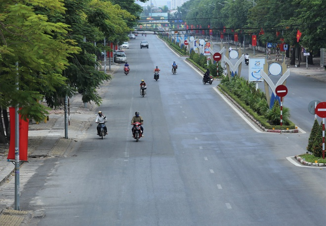 Hai sinh viên nhiễm nCoV, trường cao đẳng ở Nghệ An tìm người liên quan - 2