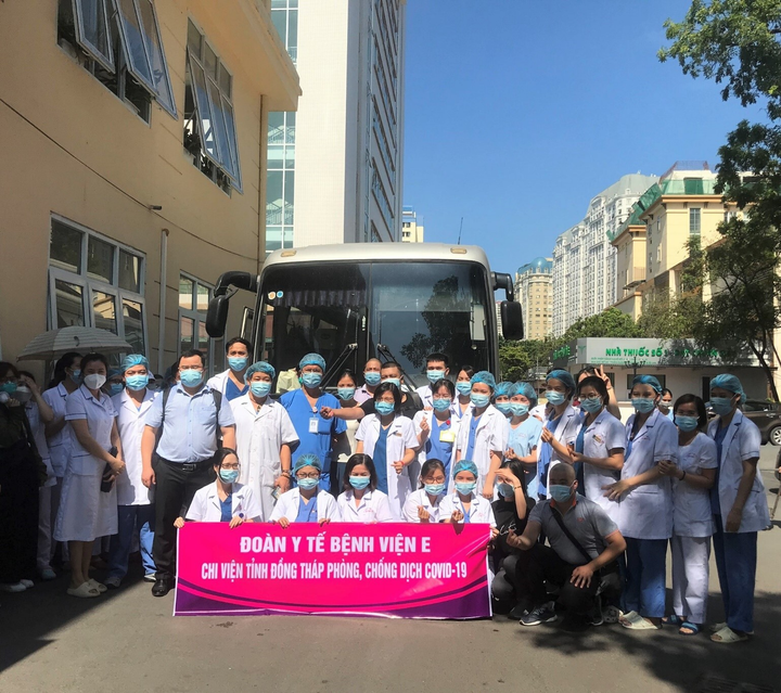 Sữa Cô Gái Hà Lan theo hành trang các y bác sĩ vào miền Nam chống dịch - 5