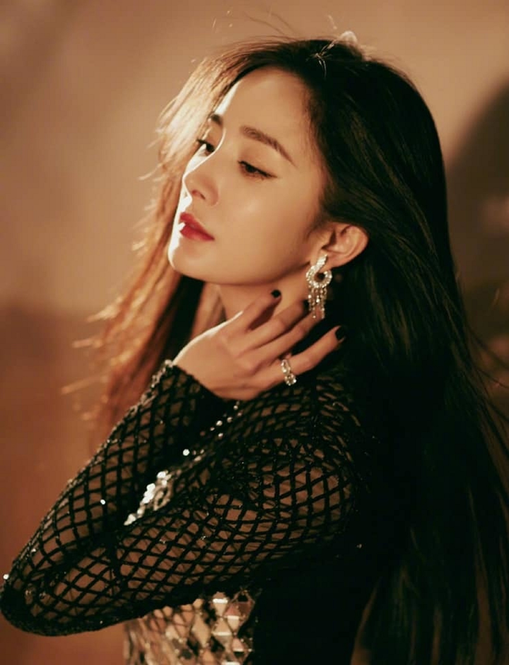 Vẻ đẹp từ thuở nhỏ tới khi trưởng thành của Dương Mịch - 10