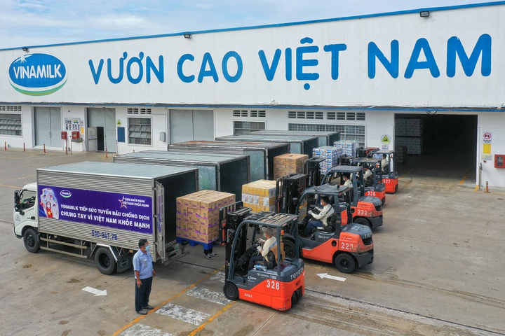 Tháng sinh nhật, Vinamilk trao 'quà sức khỏe' cùng cộng đồng vượt qua đại dịch - 6