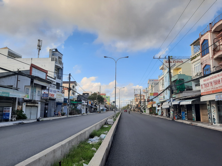 Cà Mau nới lỏng giãn cách xã hội - 1