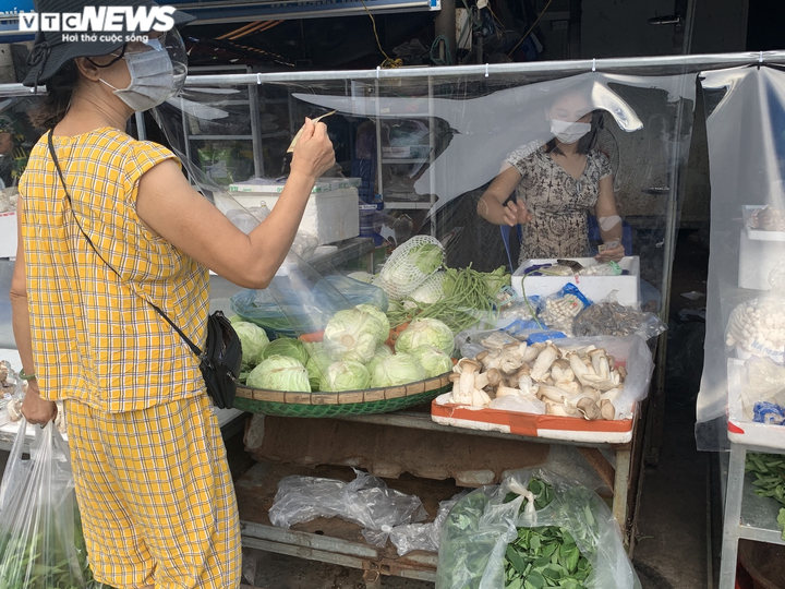 Chợ đầu mối phía Nam Hà Nội hoạt động trở lại, khách hàng cần lưu ý gì? - 14