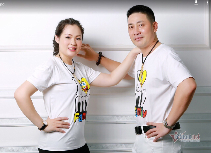 Ông Tấn 'Hương vị tình thân' hạnh phúc bên vợ đẹp kém 7 tuổi và 3 con - 6