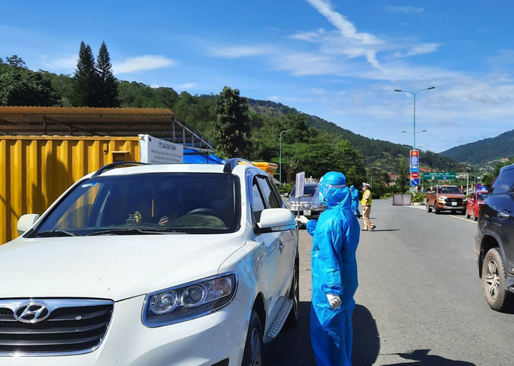 Lâm Đồng hỗ trợ thai phụ đang ở các tỉnh có Chỉ thị 16 về địa phương sinh con - 1