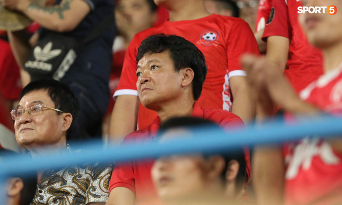 Chủ tịch CLB Hải Phòng chê công văn ngây ngô, VPF nói 'chỉ biết tin trên báo' - 1