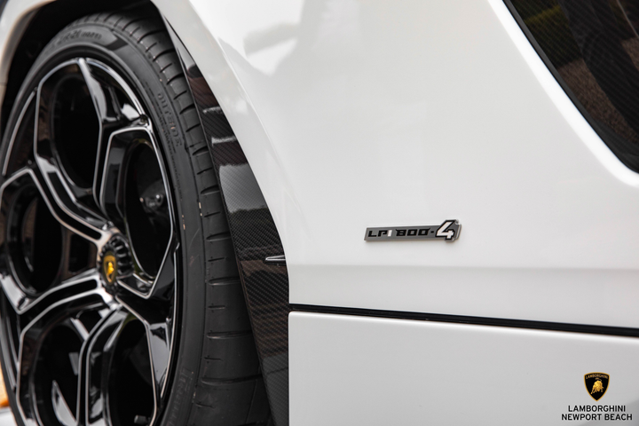 Lamborghini Countach LPI 800-4 cháy hàng, giá khởi điểm 2,64 triệu USD - 9