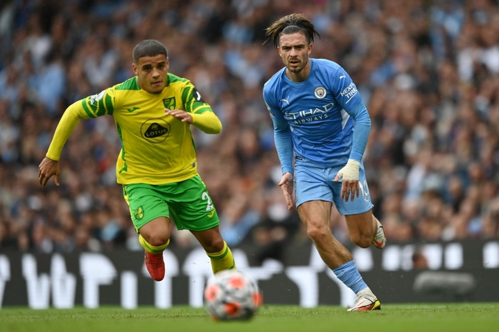 Kết quả Ngoại Hạng Anh: Grealish ghi bàn bằng đầu gối, Man City đè bẹp Norwich - 1