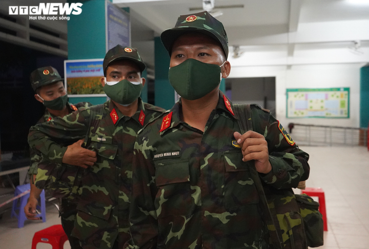 'Chúng tôi là người lính từ dân mà ra, giúp TP.HCM là mệnh lệnh từ trái tim' - 9