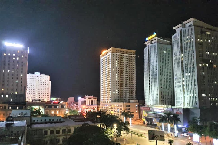 Chủ tịch tỉnh Nghệ An yêu cầu người dân TP Vinh 'ở đâu ở yên đó' từ ngày 23/8 - 1