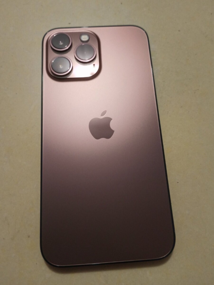Rò rỉ mẫu iPhone 13 Pro màu sắc bí ẩn - 1