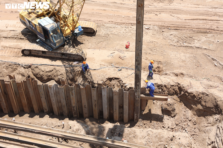 Hà Nội: Toàn cảnh dự án cầu Vĩnh Tuy 2 sau 7 tháng thi công - 9