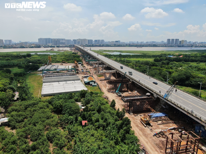 Hà Nội: Toàn cảnh dự án cầu Vĩnh Tuy 2 sau 7 tháng thi công - 1