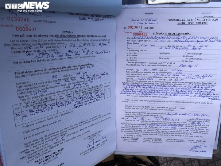 TP.HCM ngày đầu siết chặt giãn cách: Chốt yêu cầu quay đầu, chốt phạt tiền - 9