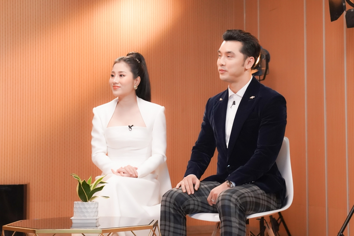 Ưng Hoàng Phúc hát 'live' bản hit 20 năm trước khiến khán giả bồi hồi - 2