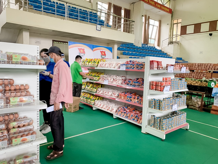 Quỹ Alphanam Green Foundation vận hành Siêu thị mini 0 đồng tại Huyện Thanh Oai - 1