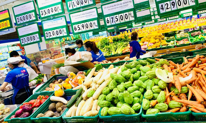 Saigon Co.op tập trung toàn lực phục vụ hàng thiết yếu trong cao điểm dịch bệnh - 2