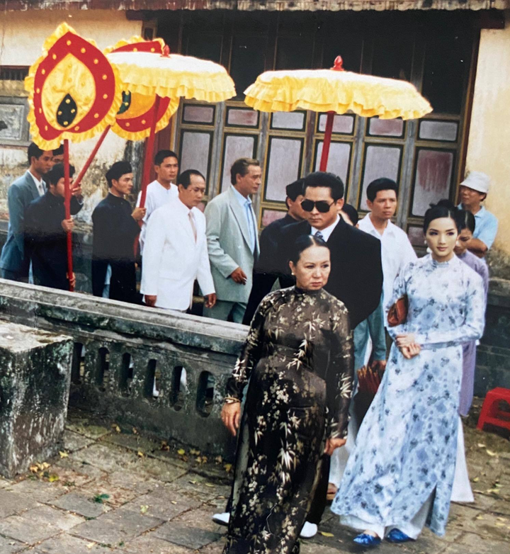 Nhan sắc Giáng My trong loạt phim đóng với Lý Hùng và các sao Hong Kong - 4