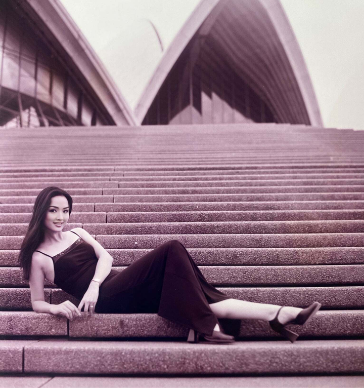 Nhan sắc Giáng My trong loạt phim đóng với Lý Hùng và các sao Hong Kong - 17