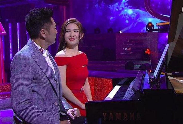 Tài tử TVB bị tố dùng quan hệ để con gái vào chung kết Hoa hậu Hong Kong - 2