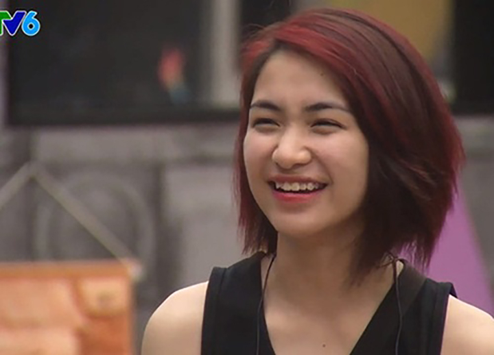 Không giảm cân hay dao kéo, Hòa Minzy lột xác nhờ thay đổi 1 điểm trên khuôn mặt - 2