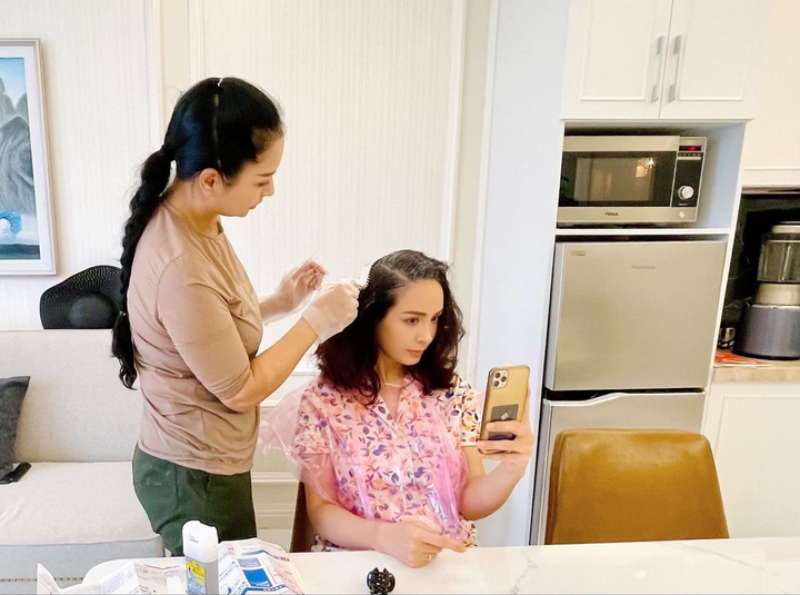 Bị kẹt ở Phú Quốc do dịch COVID-19, gia đình Thúy Hạnh sống thế nào? - 4