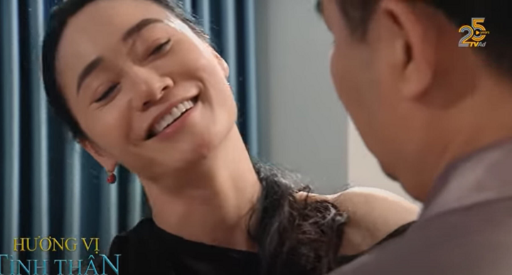 'Hương vị tình thân 2' tập 21: Nam bị kẻ bịt mặt kề dao vào cổ đòi tiền - 1