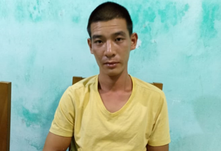 Quảng Nam: Nam thanh niên đập phá ô tô, cầm dao đe dọa công an - 1