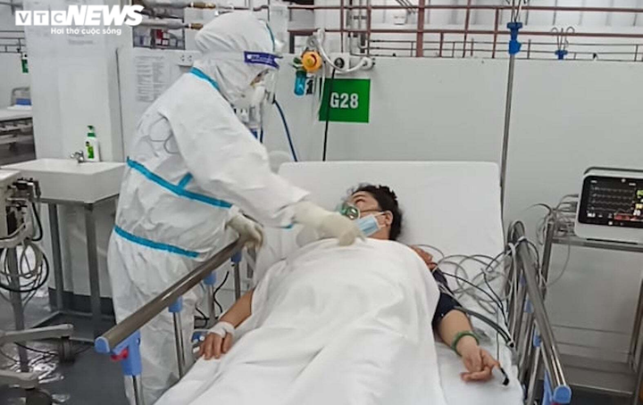 Ảnh: Bên trong bệnh viện điều trị bệnh nhân COVID-19 nặng ở TP.HCM - 2