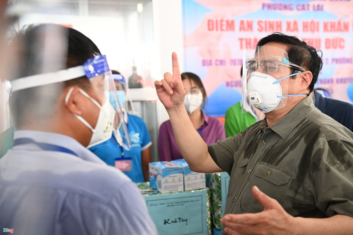 Thủ tướng Phạm Minh Chính: Phải sử dụng mọi nguồn lực giúp đỡ người dân - 1