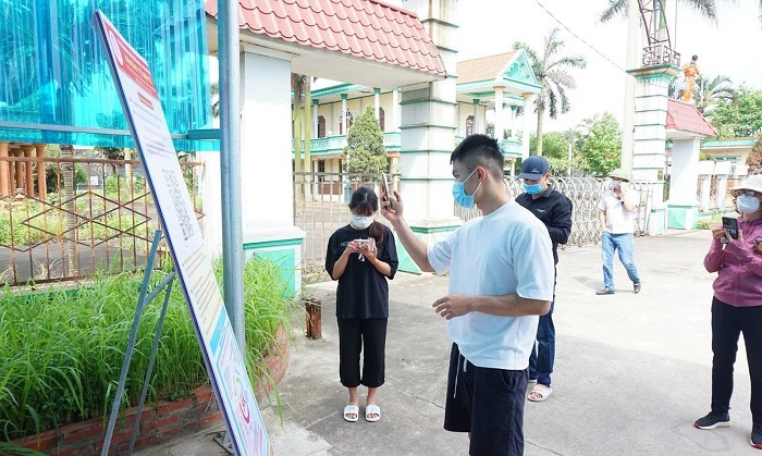 Người già, trẻ em vào Quảng Ninh không bắt buộc tiêm đủ 2 mũi vaccine COVID-19 - 1