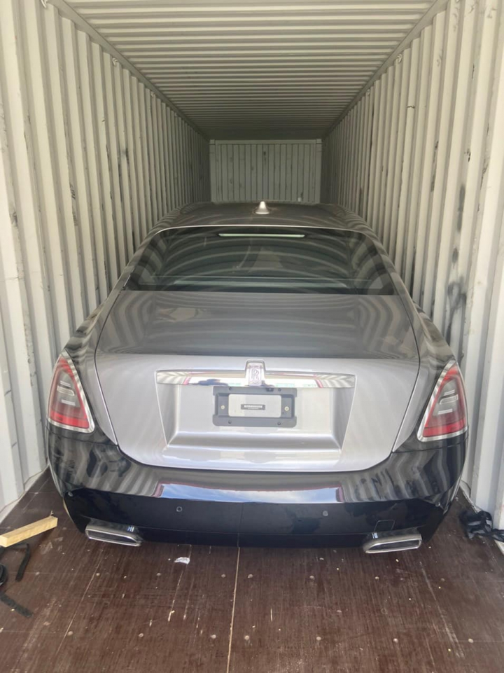 Rolls-Royce Ghost thế hệ mới trị giá hơn 40 tỷ đồng cập bến Việt Nam - 4