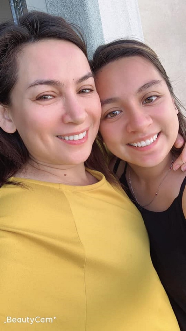 Vẻ đẹp kiều diễm thời trẻ của nữ ca sĩ Phi Nhung - 7