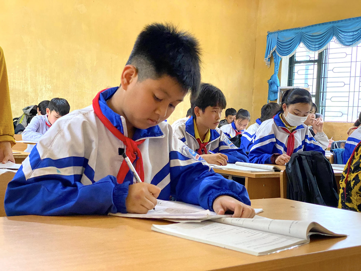 13 địa phương lùi lịch tựu trường, không khai giảng năm học mới - 1