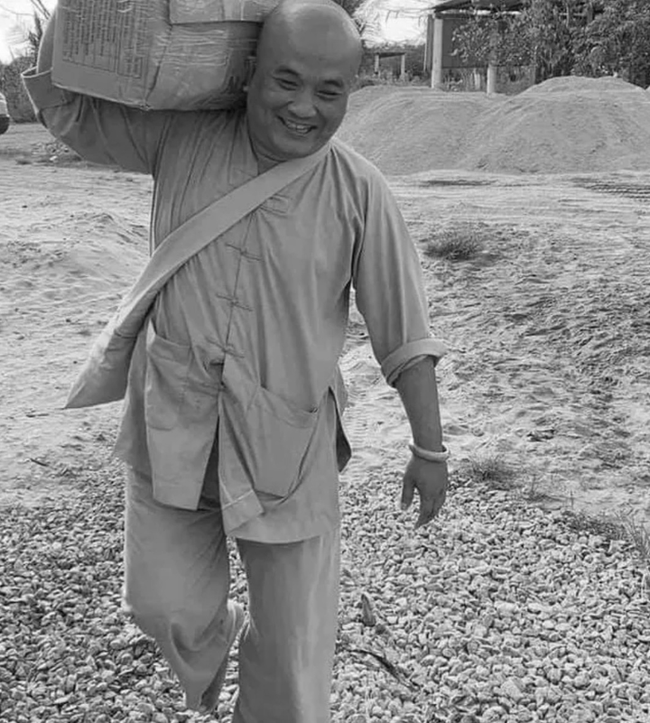 Chủ tịch nước chia buồn với gia đình chủ bếp cơm từ thiện Cường 'Béo' - 1