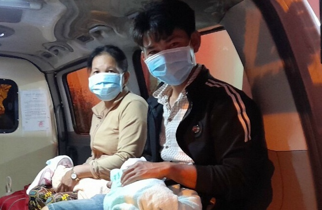 Chào đời trong ngày giãn cách, hai bé gái song sinh được đặt tên Cô Na và Cô Vy - 1