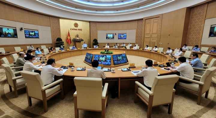 Thủ tướng: Đã hy sinh kinh tế để giãn cách thì phải chống dịch thành công - 2