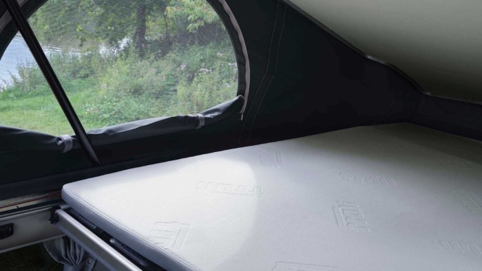 Phiên bản nhà di động của Ford Transit - 9