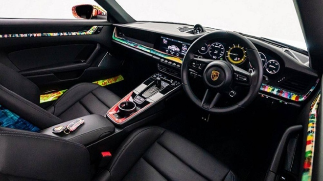 Porsche 911 Carrera độc đáo hơn qua bàn tay nghệ nhân Nam Phi - 6
