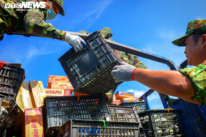 Ảnh: Chuyển miễn phí 350 tấn hàng của Bắc Kạn hỗ trợ các tỉnh miền Nam - 7