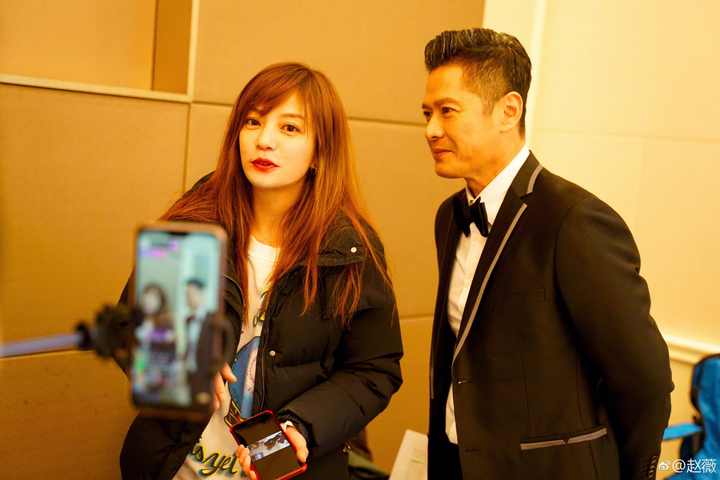 Triệu Vy bị cấm hoạt động ảnh 7 Jack Ma không còn đủ sức che chở, Triệu Vy 'ngã ngựa' - 7