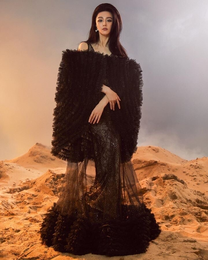 NTK Tuyết Lê bán đấu giá váy thiết kế cho Phạm Băng Băng để làm từ thiện - 1