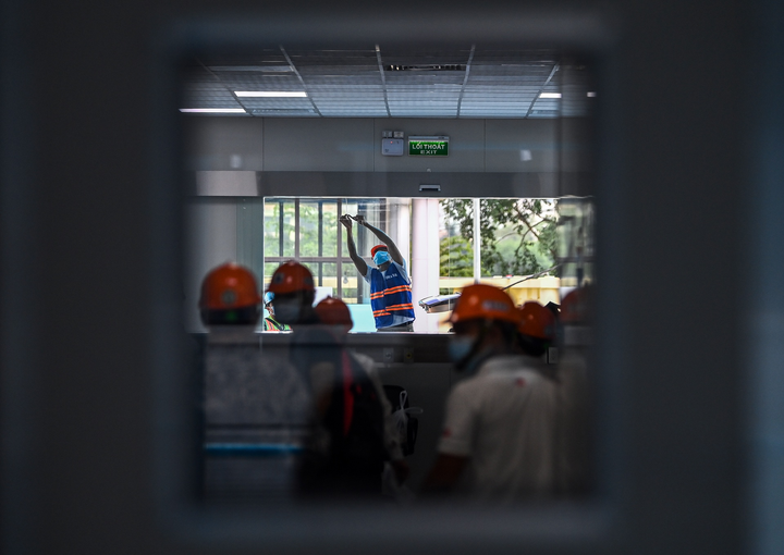 Ảnh: Bệnh viện dã chiến điều trị COVID-19 lớn nhất Hà Nội trước ngày hoạt động - 15